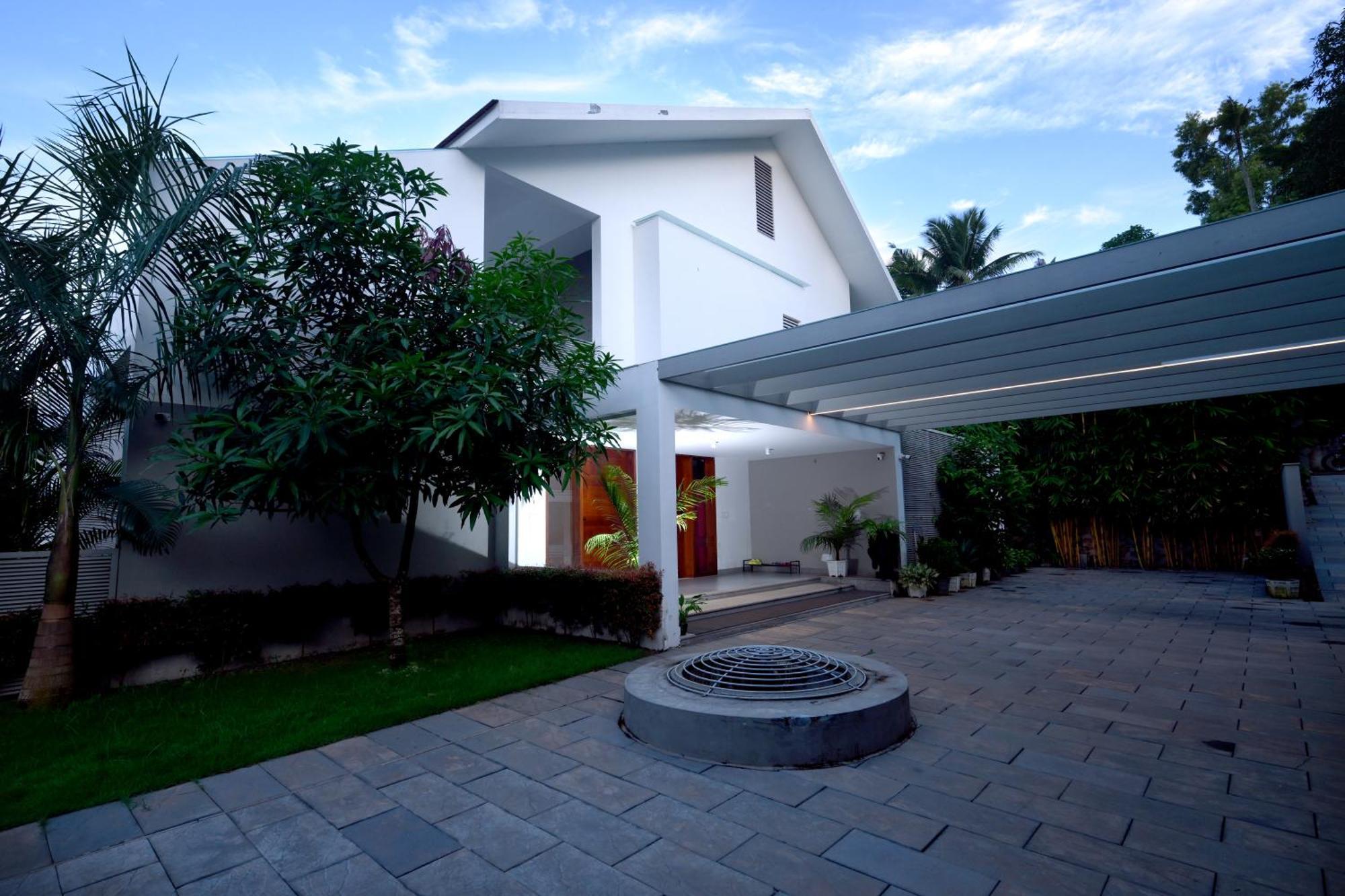 The Meadows Bed & Breakfast Varkala Exterior photo